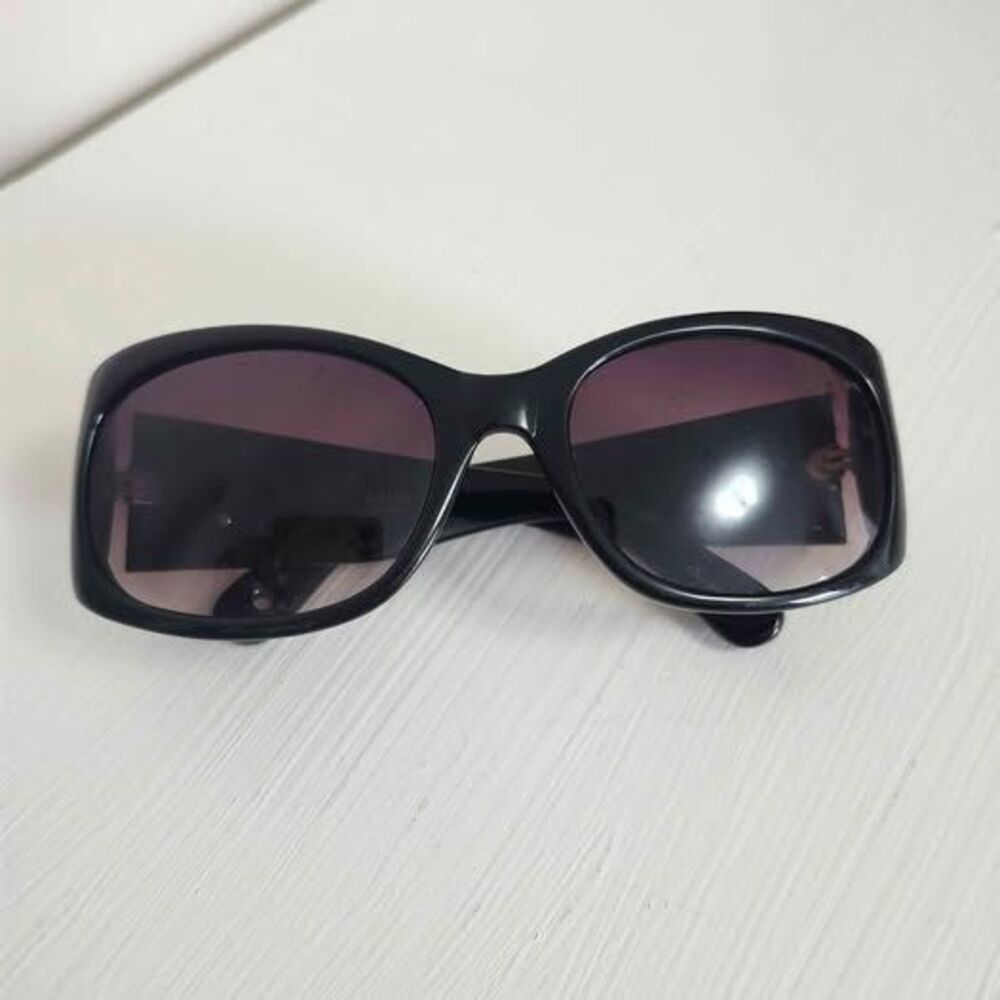 Kathy Van Zeeland Women's Black Sunglasses